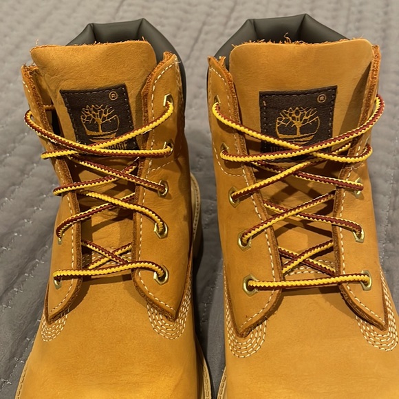 Timberland Junior Boots - Youth size 4.5 - Wheat/Brown Color - Picture 6 of 10